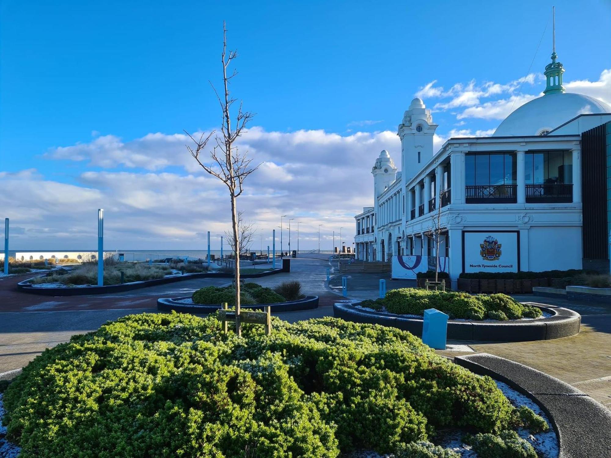 Rockcliffe Retreat, Stylish Coastal Apartment Уитли Бей Екстериор снимка